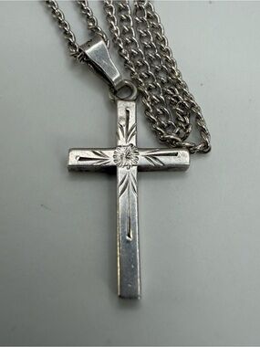 CMC Vtg 925 Silver Cross Pendant Necklace